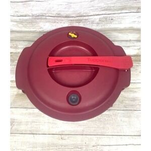 Tupperware 7643A-1‎ 3L Microwave Pressure Cooker Red Durable Plastic Steamer